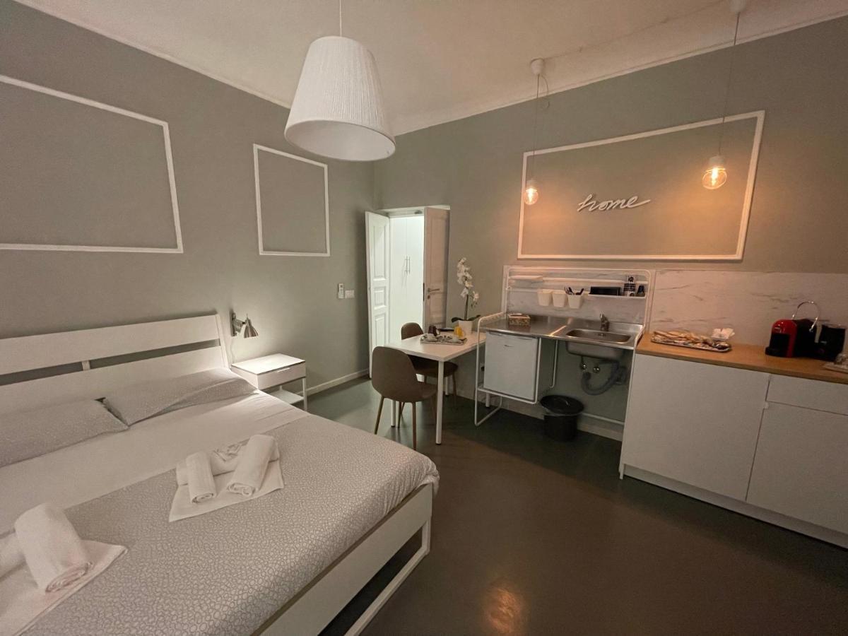 Bed and Breakfast Palazzo Berardi Таранто Экстерьер фото